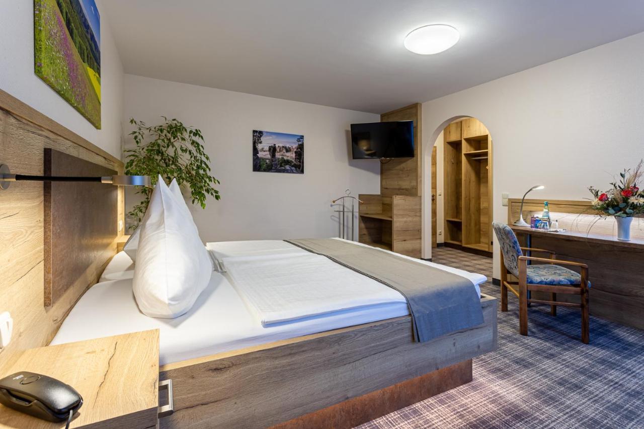 Hotel Zur Aussicht โฮห์นสไตน์ ภายนอก รูปภาพ
