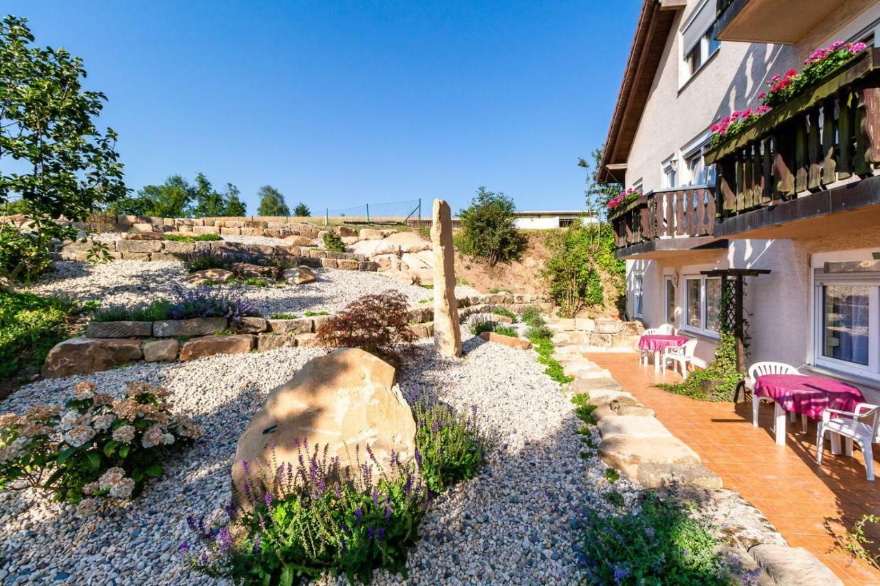 Hotel Zur Aussicht โฮห์นสไตน์ ภายนอก รูปภาพ